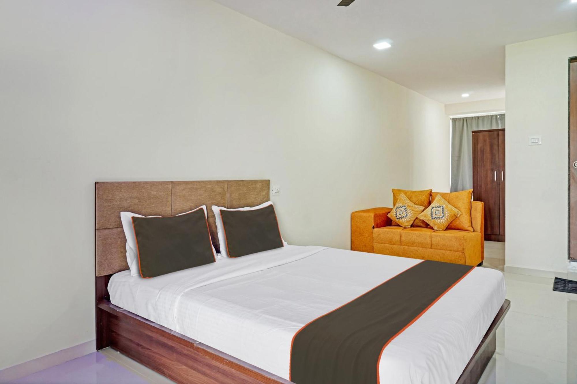 Super Collection O Rk Inn Chinchvad Экстерьер фото