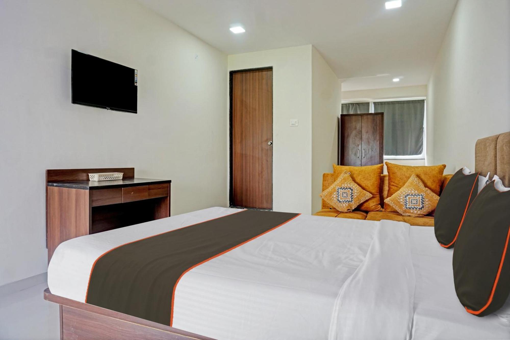 Super Collection O Rk Inn Chinchvad Экстерьер фото